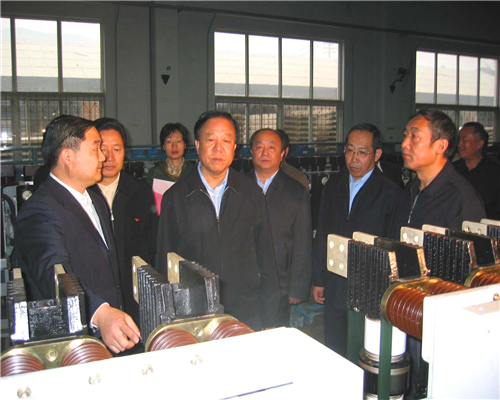 2007年7月，甘肃省省委书记陆浩来公司视察